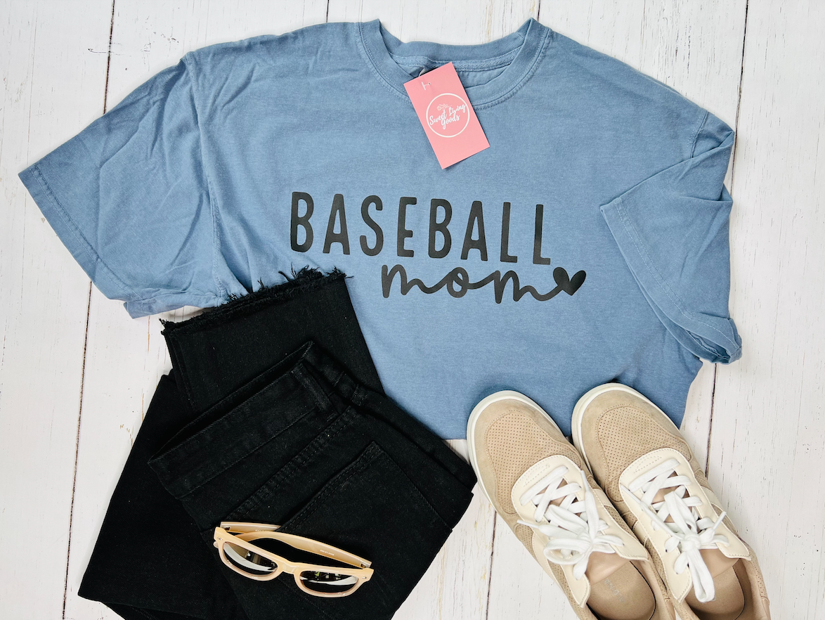 Baseball Mom (heart) Tee